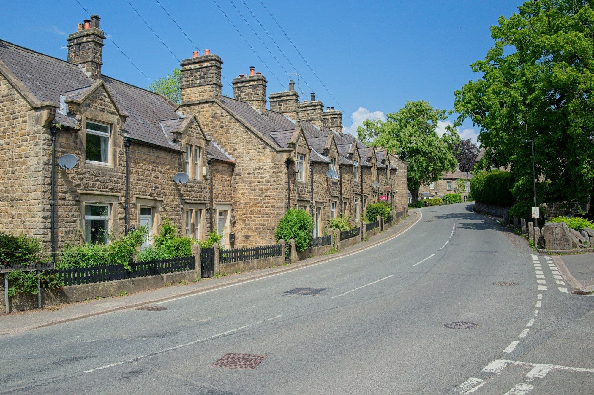 Featured image for Gazumping and gazundering: protect your sale
